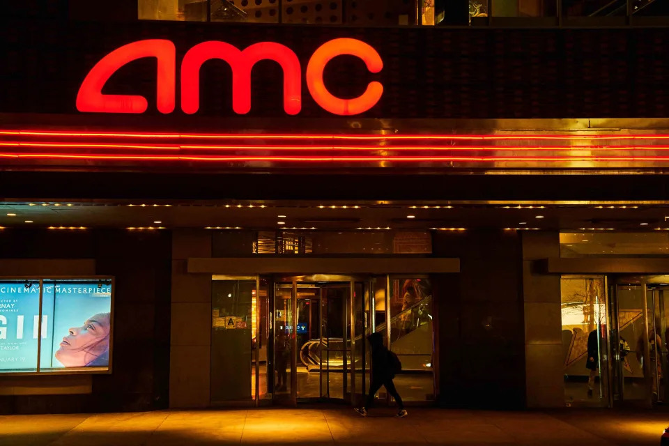 AMC Entertainment Announces Another Stock Sale, and Shares Tumble