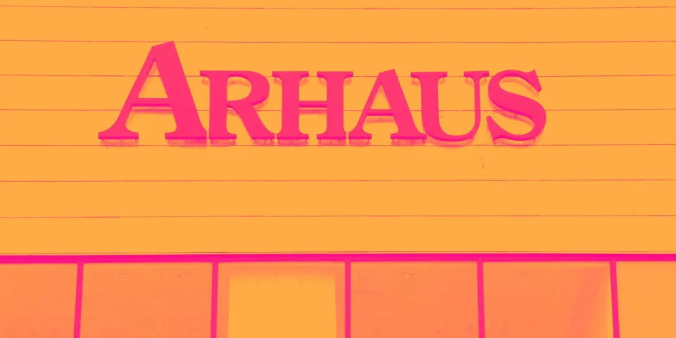 Arhaus (NASDAQ:ARHS) Posts Q4 Sales In Line With Estimates