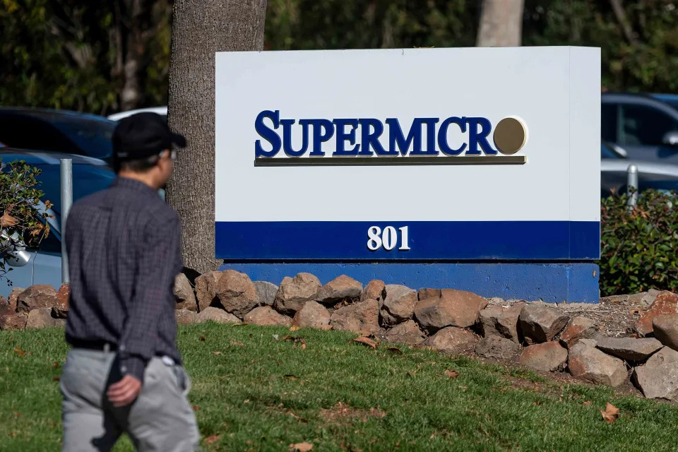 Supermicro Stock Rallies Ahead of Business Update Tuesday