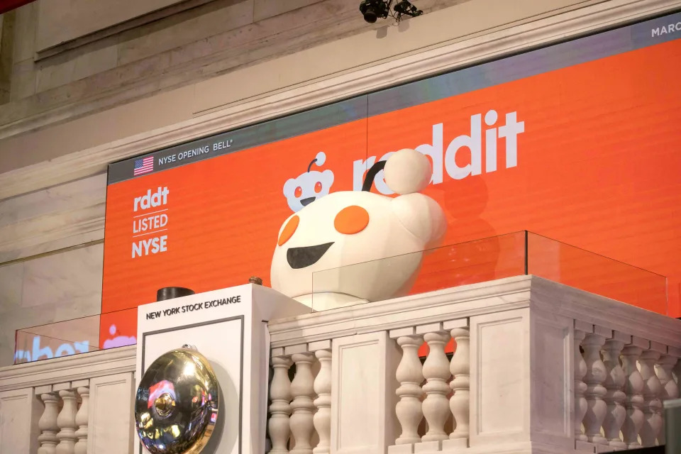 What Analysts Think of Reddit Stock Ahead of Earnings