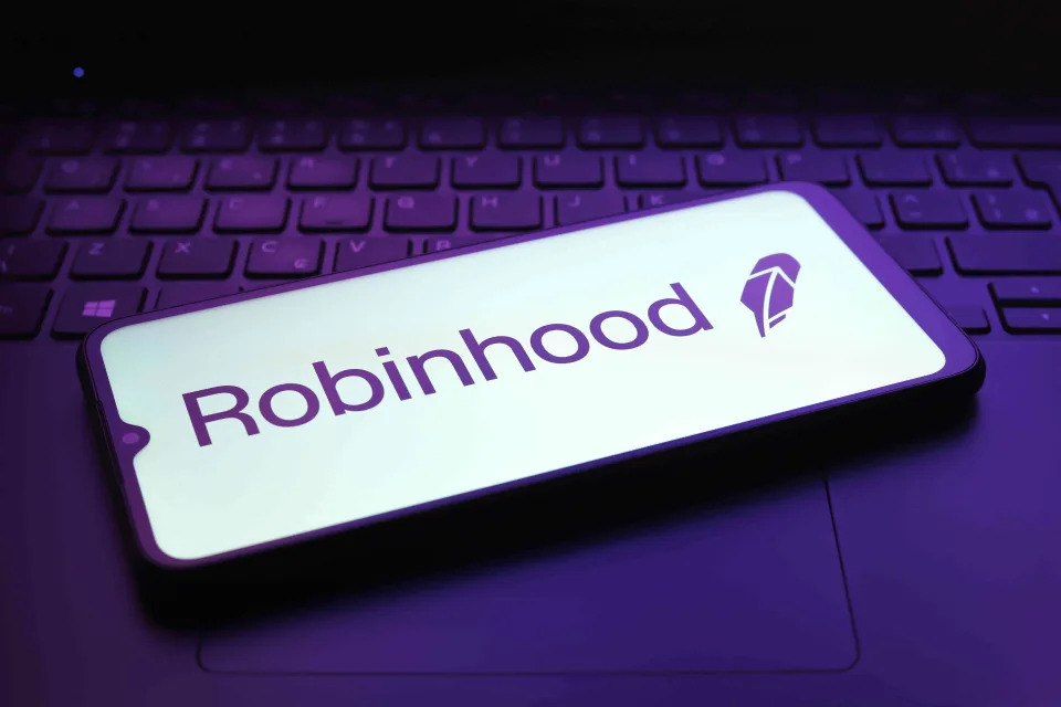 Robinhood Stock Hits All-Time High as Soaring Crypto Trading Powers Q4 Profit